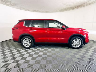 Used 2024 Mitsubishi Outlander ES
