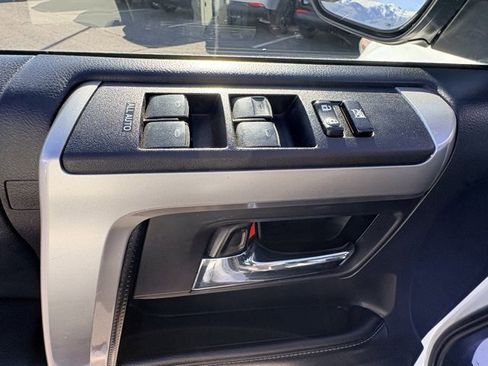 Used 2017 Toyota 4Runner SR5 image 23