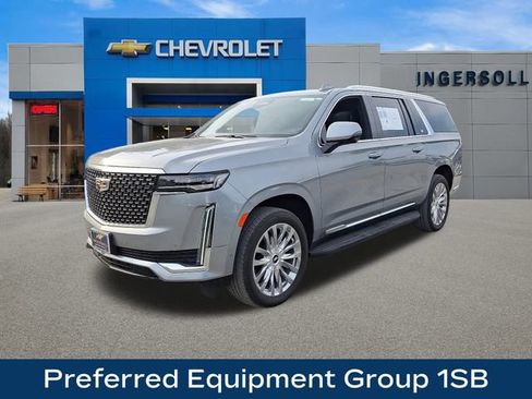 Used 2024 Cadillac Escalade ESV Premium Luxury image 4