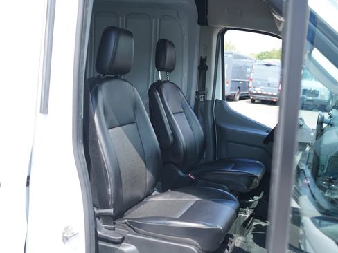 Used 2025 Ford Transit 250 148 High Roof Extended RWD image 17