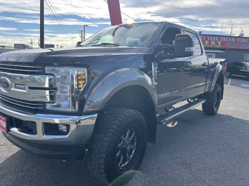 Used 2019 Ford F350 Lariat w/ Lariat Ultimate Package AWD/4WD image 3