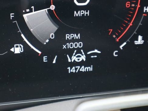 Used 2026 GMC Yukon AT4 Ultimate AWD/4WD image 12