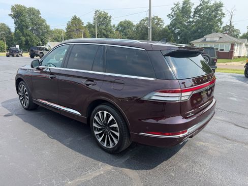 Used 2023 Lincoln Aviator Black Label Grand Touring AWD/4WD image 15