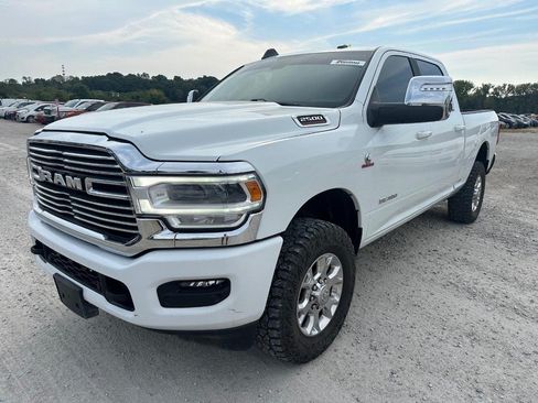Used 2024 RAM 2500 Laramie AWD/4WD image 9