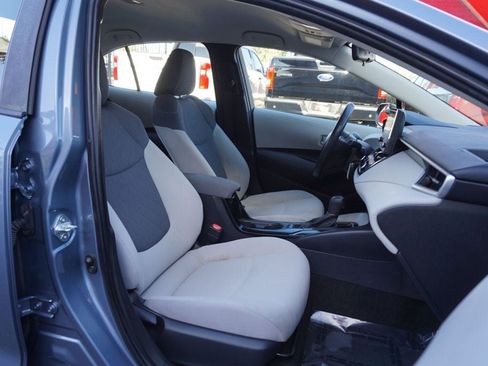 Used 2022 Toyota Corolla LE w/ Carpet Mat Package (TMS) FWD image 20