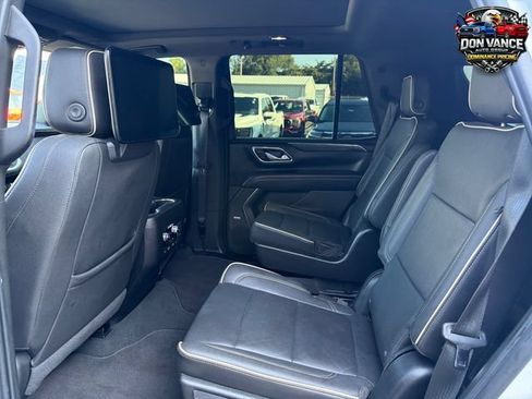 Used 2023 GMC Yukon SLT RWD image 26