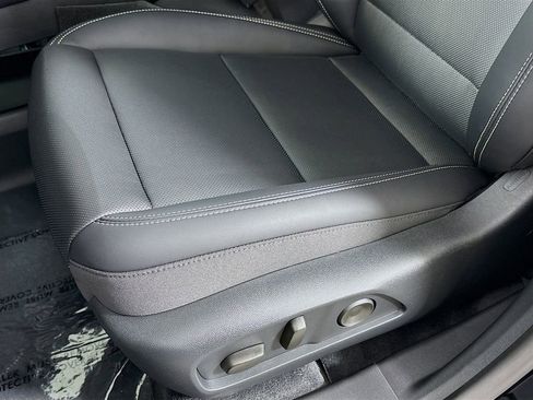 New 2026 GMC Terrain Elevation w/ Elevation Premium Package AWD/4WD image 18