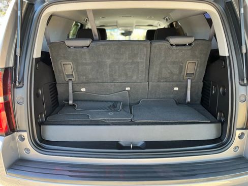 Used 2018 Chevrolet Tahoe LS w/ Enhanced Driver Alert Package image 21