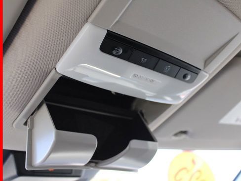 Certified 2025 Nissan Rogue S image 40