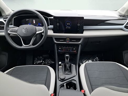New 2025 Volkswagen Taos SE AWD/4WD image 21
