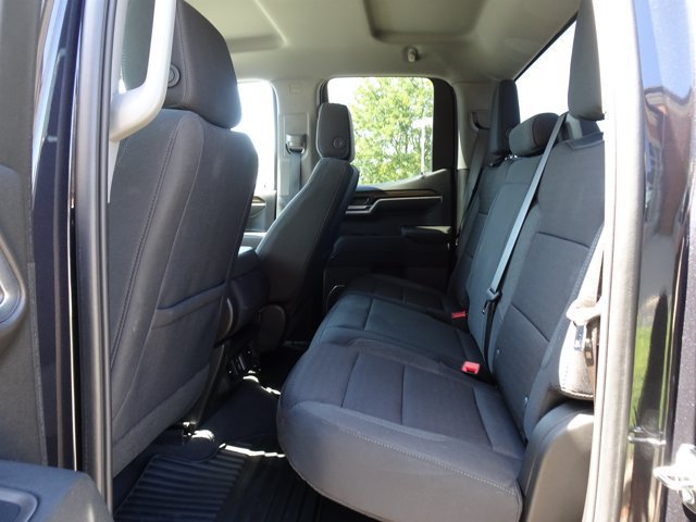 Used 2024 Chevrolet Silverado 1500 LT AWD/4WD image 15