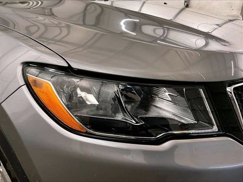 Used 2021 Jeep Compass Latitude w/ Convenience Group AWD/4WD image 27