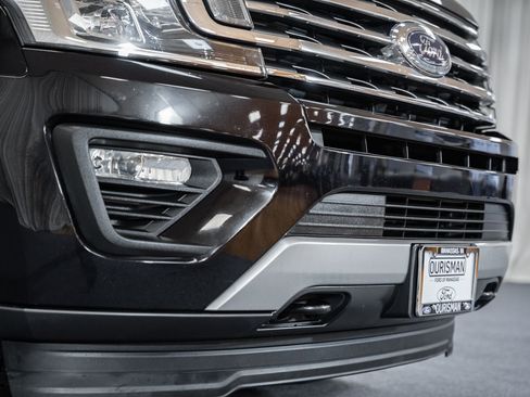 Used 2019 Ford Expedition Max XLT w/ Equipment Group 202A image 11