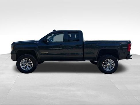 Used 2018 GMC Sierra 1500 SLE w/ SLE Value Package AWD/4WD image 6