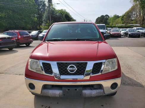 Used 2009 Nissan Frontier SE w/ SE Value Truck Pkg image 2