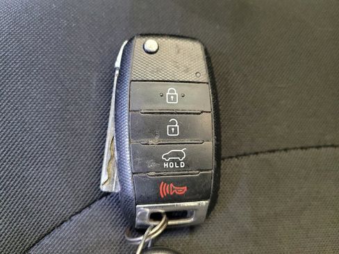 Used 2014 Kia Soul FWD image 32
