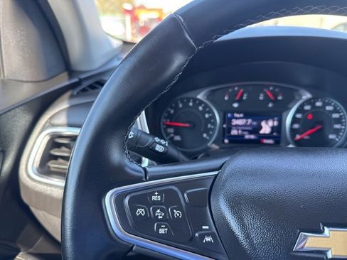 Used 2024 Chevrolet Equinox LT image 10