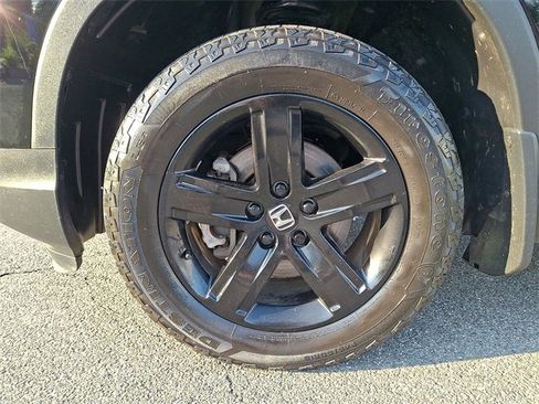 Certified 2022 Honda Ridgeline Black Edition image 8