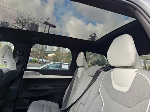 Used 2025 Volvo EX90 Ultra image 22