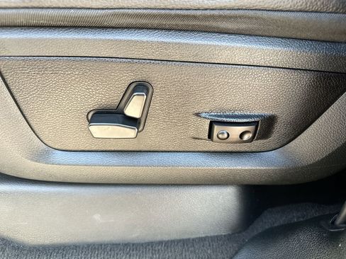 Used 2023 RAM 2500 Limited AWD/4WD image 12