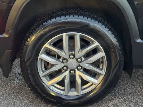 Used 2019 GMC Acadia SLE w/ Driver Alert Package I image 14