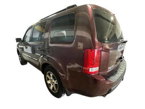 Used 2010 Honda Pilot Touring image 3