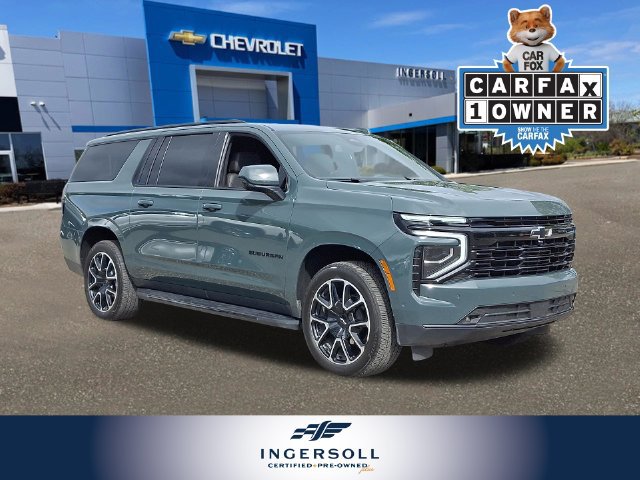 Used 2026 Chevrolet Suburban RST AWD/4WD image 1