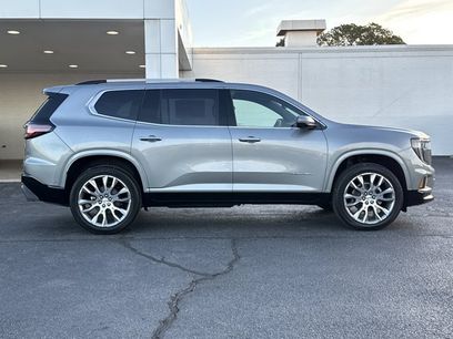New 2026 GMC Acadia Denali w/ Super Cruise Package