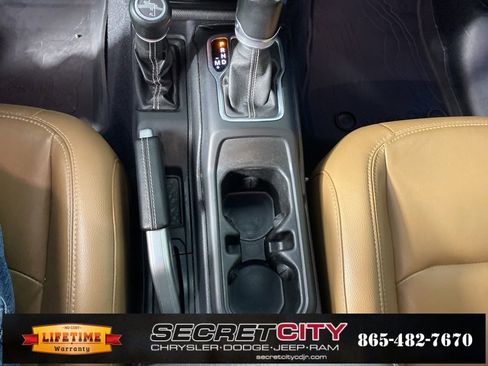 Used 2020 Jeep Gladiator Rubicon image 25