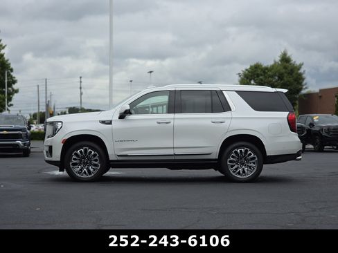Used 2023 GMC Yukon Denali Ultimate AWD/4WD image 4