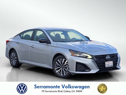 Used 2024 Nissan Altima 2.5 SV