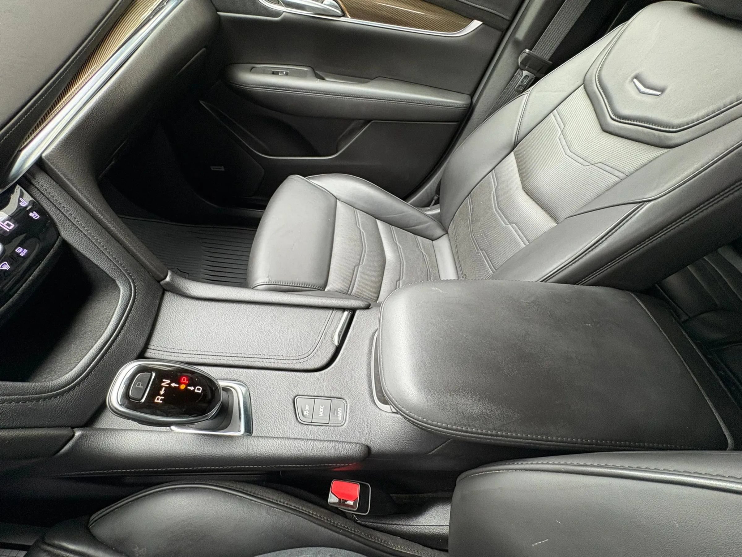 Used 2019 Cadillac XT5 Platinum AWD/4WD image 50