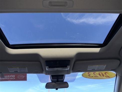 Certified 2023 Nissan Altima 2.5 SV w/ SV Premium Package image 11