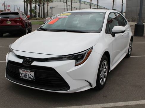 Certified 2026 Toyota Corolla LE FWD image 5