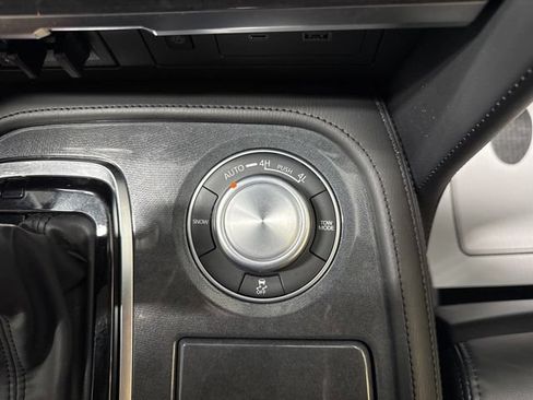Used 2024 Nissan Armada SV w/ Cargo Package AWD/4WD image 12