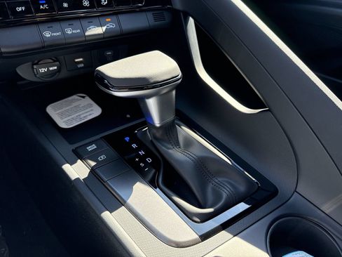 New 2026 Hyundai Elantra Sport FWD image 22