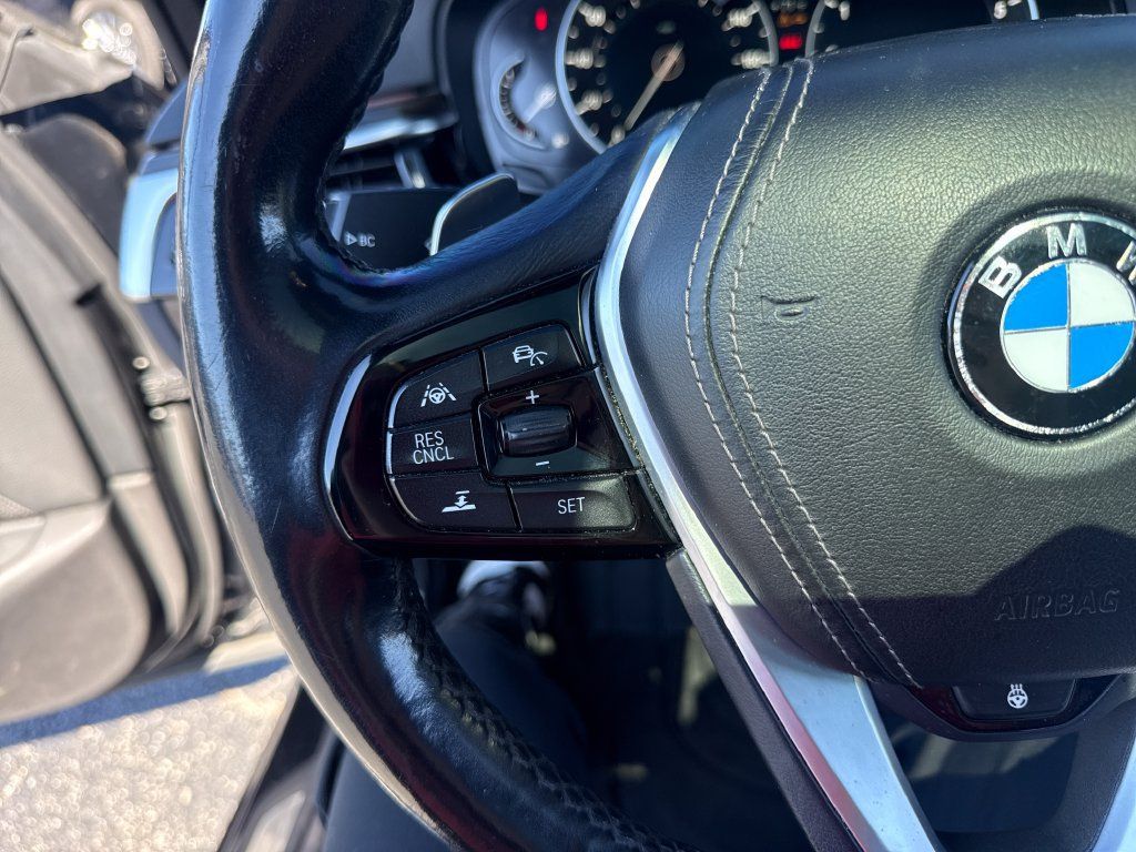 Used 2019 BMW 540i xDrive AWD/4WD image 40