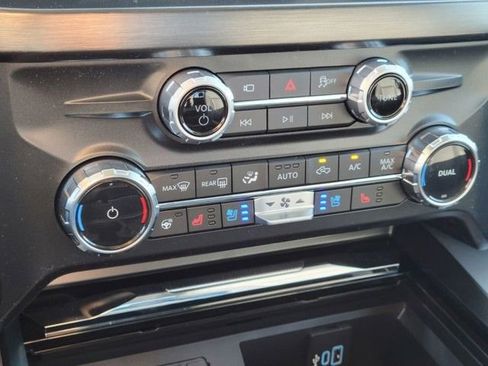 New 2026 Ford F250 Lariat w/ Lariat Ultimate Package AWD/4WD image 17