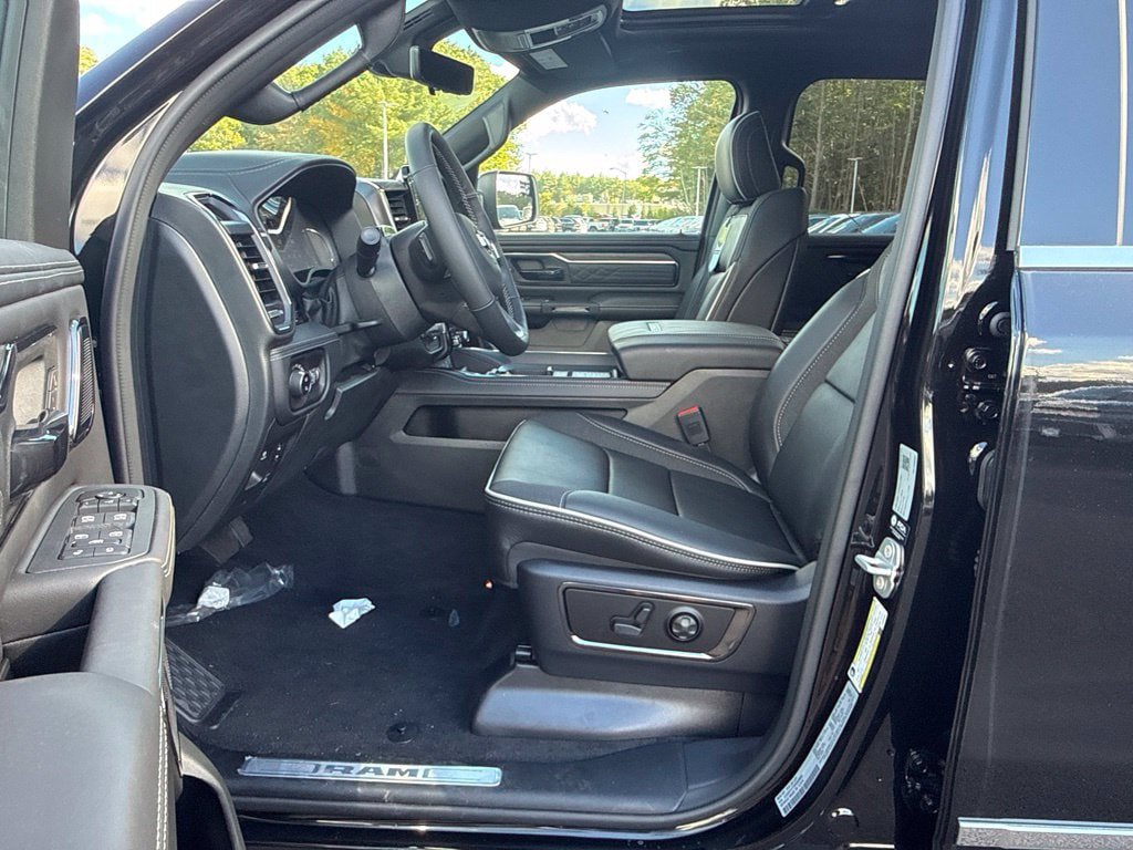 New 2027 RAM 1500 Limited AWD/4WD image 17