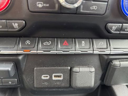 Used 2020 GMC Sierra 1500 SLT w/ SLT Premium Package image 44