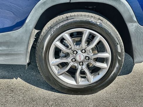 Certified 2022 GMC Terrain SLT image 32