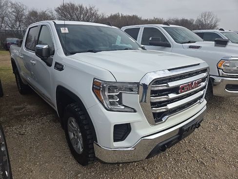 Used 2021 GMC Sierra 1500 SLE image 4