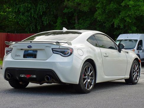 Used 2017 Subaru BRZ Limited w/ Performance Package RWD image 11
