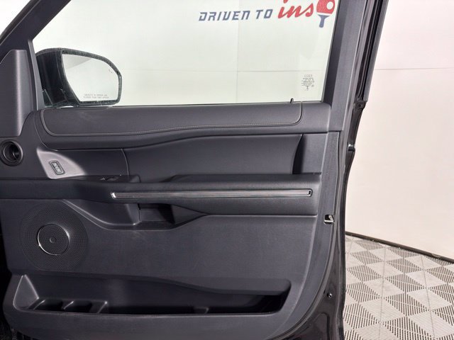 Used 2024 Ford Expedition XLT RWD image 37