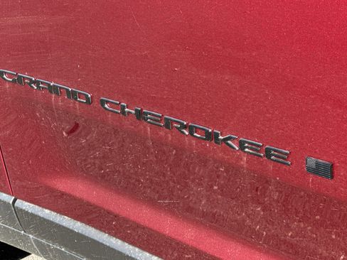 New 2026 Jeep Grand Cherokee Altitude AWD/4WD image 25