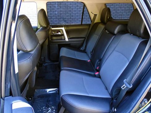 Used 2023 Toyota 4Runner SR5 Premium w/ Moonroof Package RWD image 23