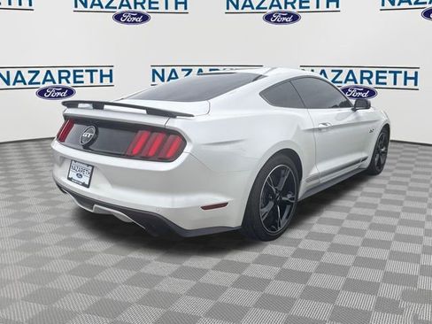 Used 2017 Ford Mustang GT Premium w/ Equipment Group 401A RWD image 7