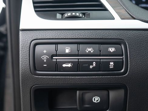 Used 2015 Hyundai Genesis 3.8 w/ Option Group 04 image 42