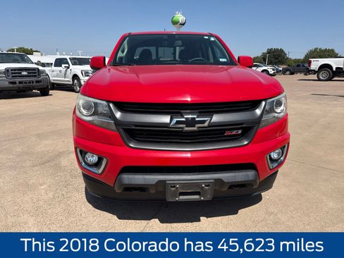 Used 2018 Chevrolet Colorado Z71 RWD image 2
