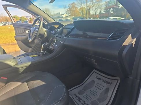 Used 2014 Ford Taurus Limited image 14